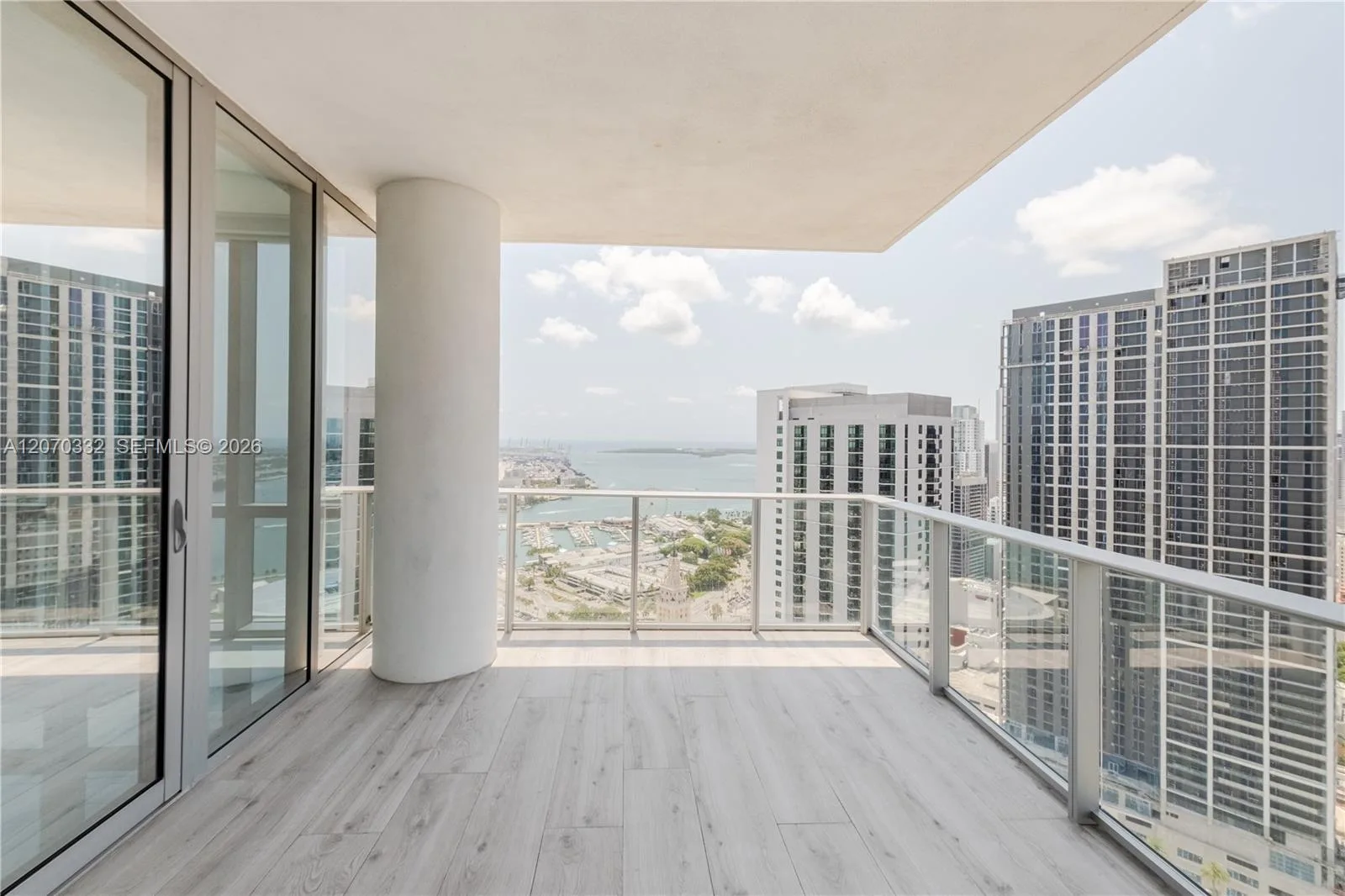 851 NE 1st Ave # 3911, Miami, FL 33132 photo 12