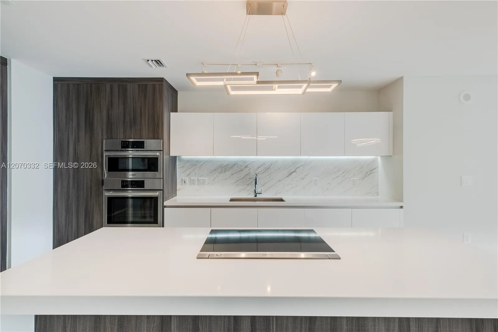 851 NE 1st Ave # 3911, Miami, FL 33132 photo 3