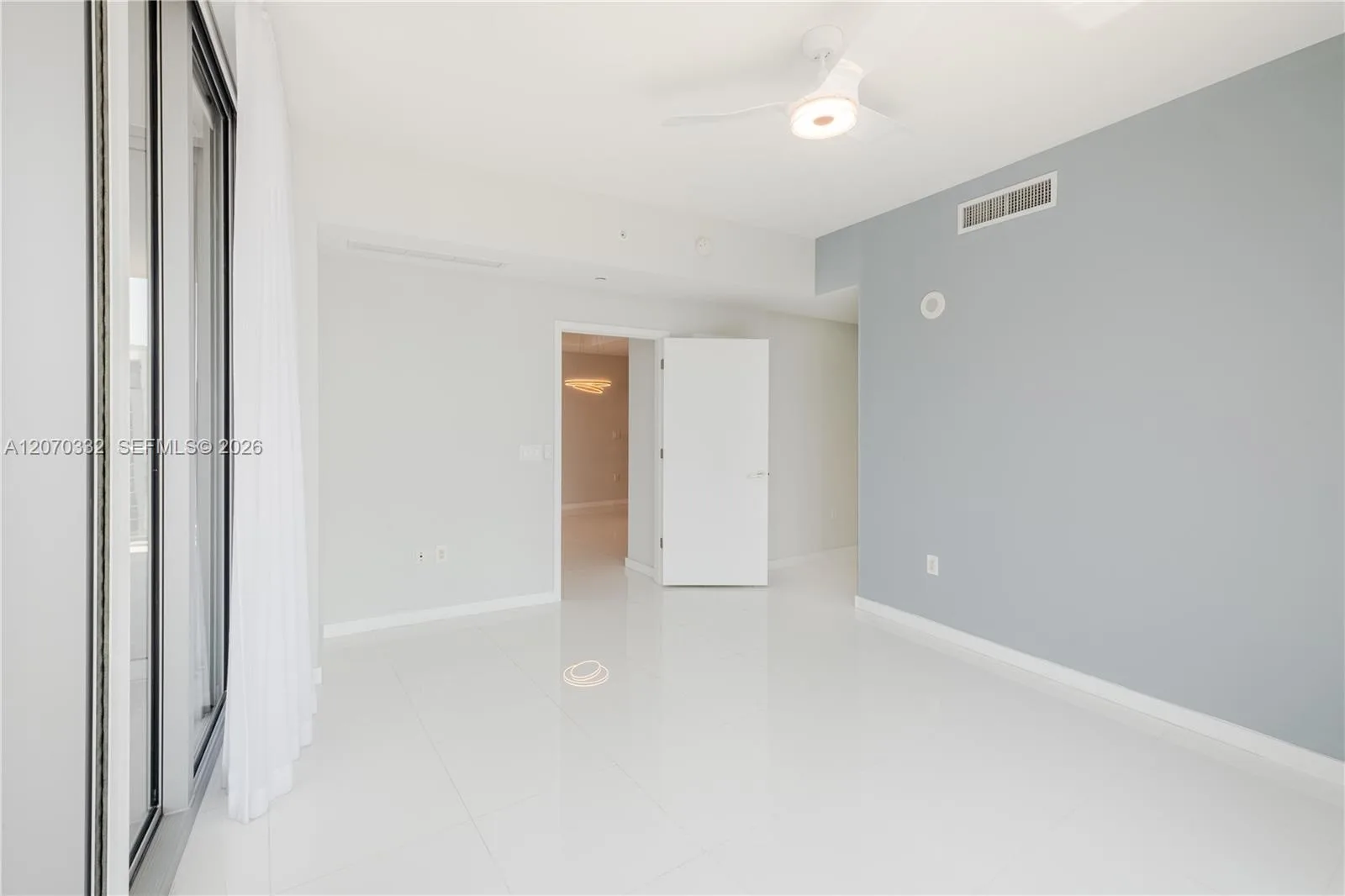851 NE 1st Ave # 3911, Miami, FL 33132 photo 8