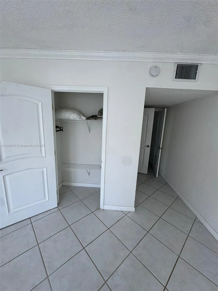 2301 Collins Ave # 1418, Miami Beach, FL 33139 photo 10