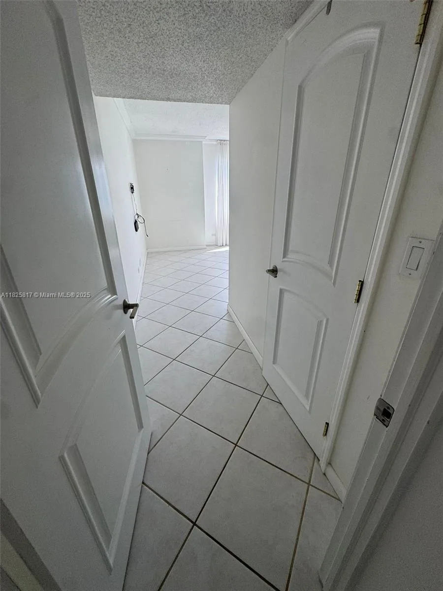 2301 Collins Ave # 1418, Miami Beach, FL 33139 photo 11