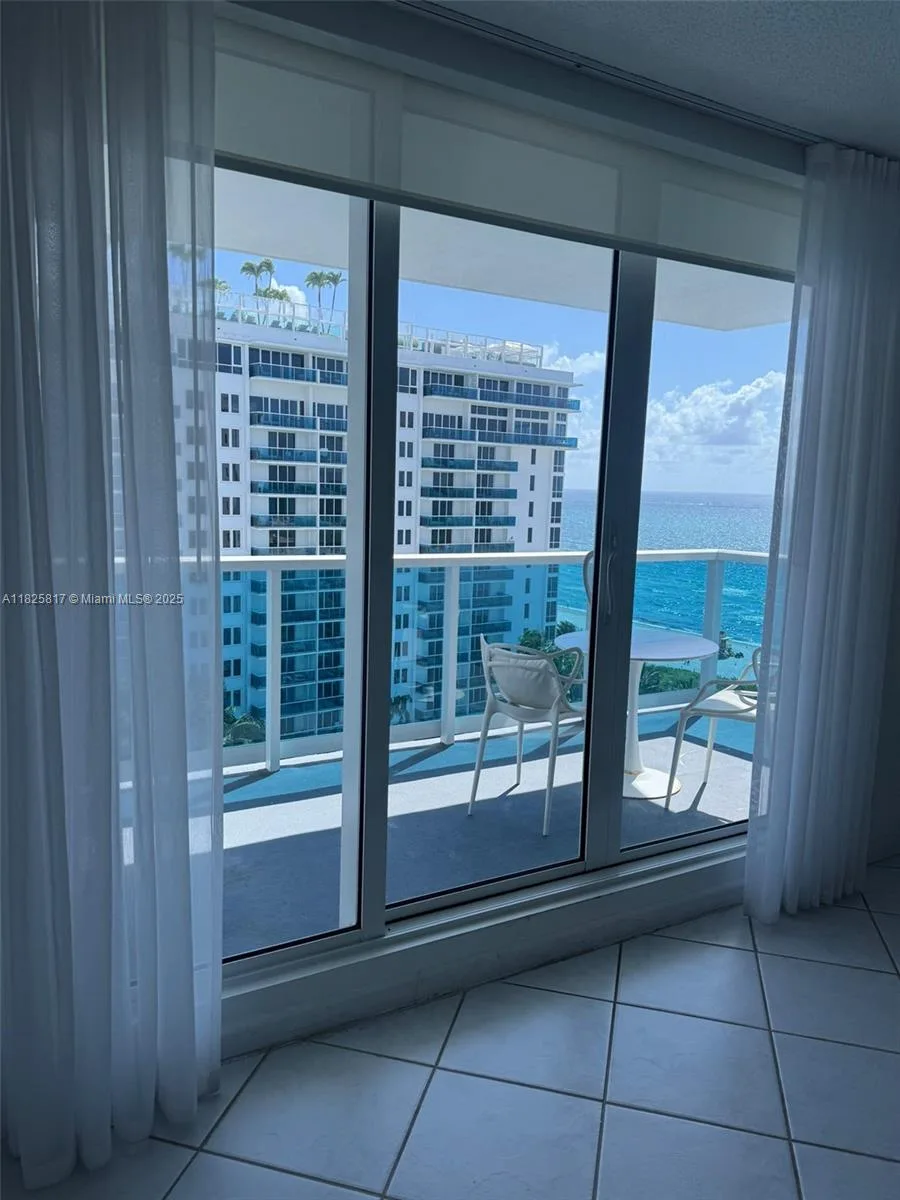 2301 Collins Ave # 1418, Miami Beach, FL 33139 photo 3