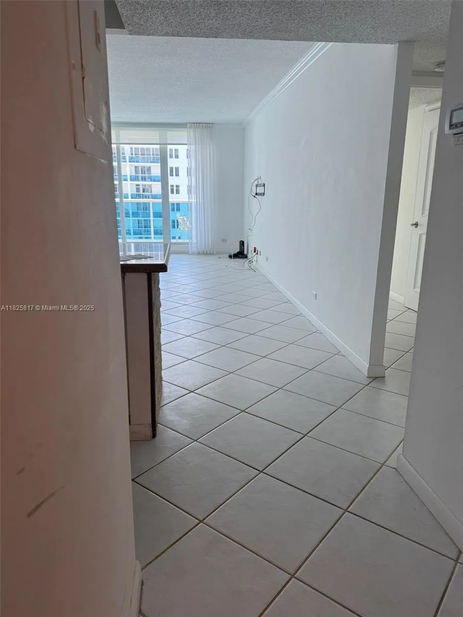 2301 Collins Ave # 1418, Miami Beach, FL 33139 photo 5