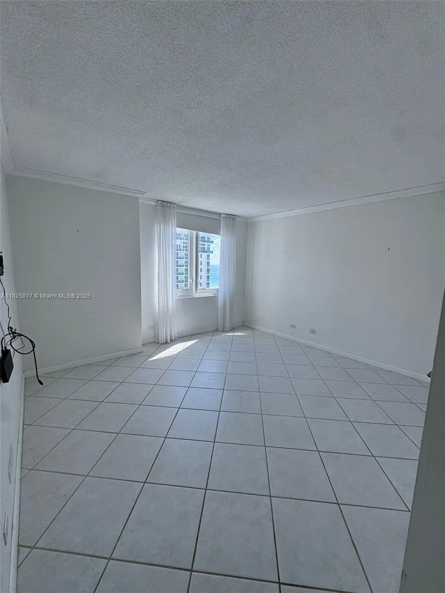 2301 Collins Ave # 1418, Miami Beach, FL 33139 photo 8
