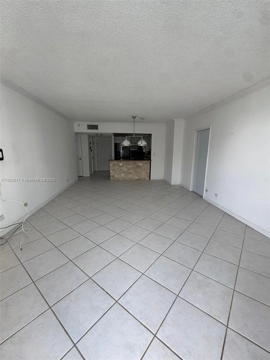 2301 Collins Ave # 1418, Miami Beach, FL 33139 photo 9