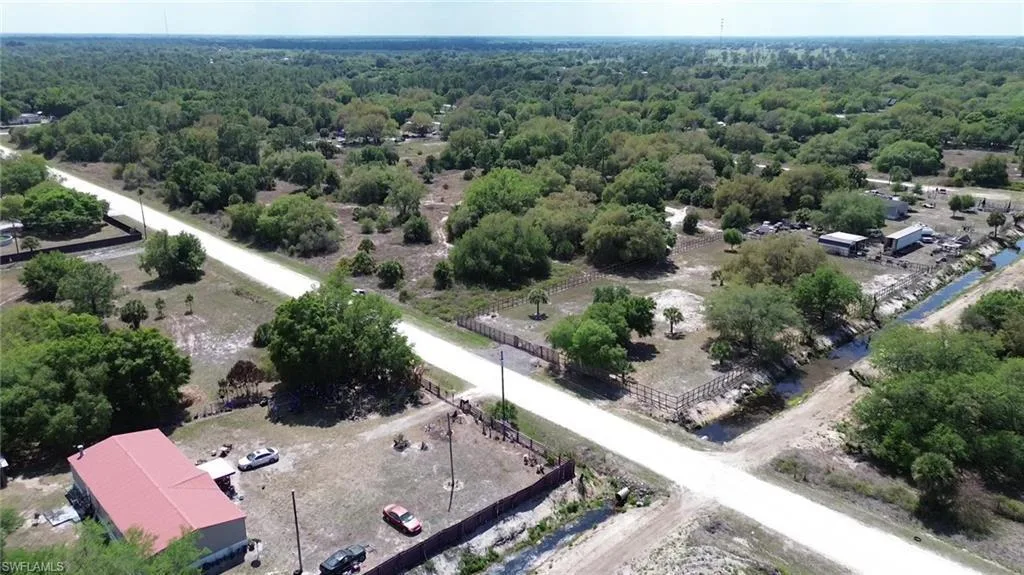 180 N Datil Street, Clewiston, FL 33440 photo 2