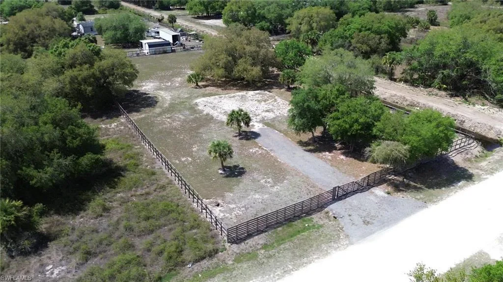 180 N Datil Street, Clewiston, FL 33440 photo 4