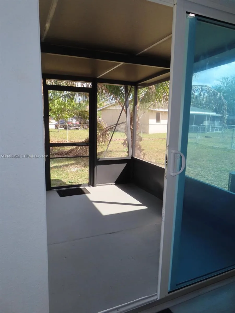 95 SW 17th Ter, Homestead, FL 33030 photo 5