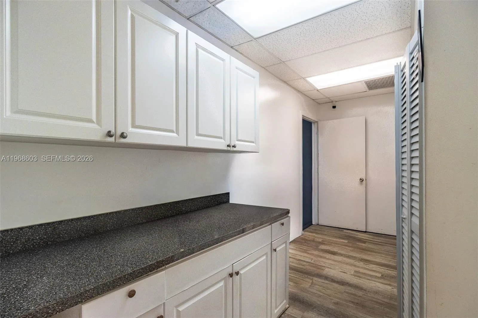 3337 NW 74th Ave # 3337, Miami, FL 33122 photo 6