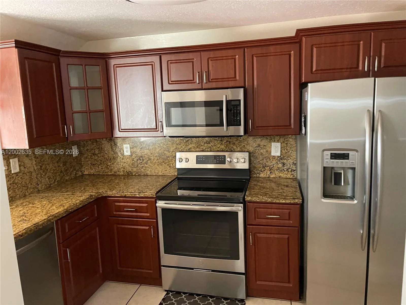 8067 NW 199th Ter, Hialeah, FL 33015 photo 3