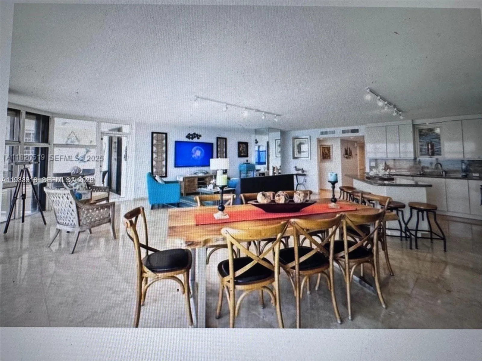 6423 Collins Ave # 1605, Miami Beach, FL 33141 photo 9