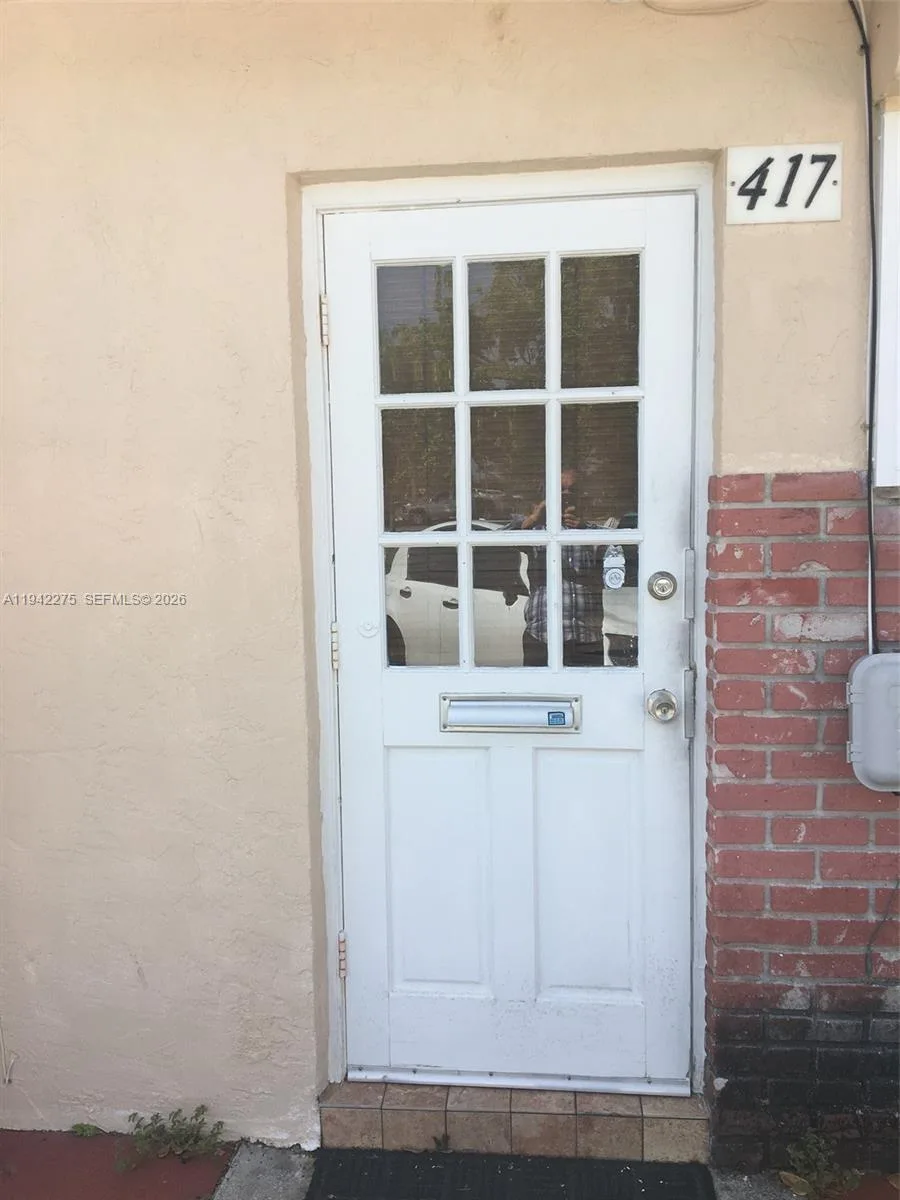 413 S Federal Hwy, Dania Beach, FL 33004 photo 4