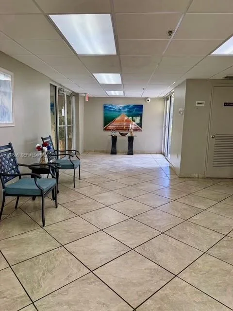 3910 Inverrary Blvd # 407-B, Lauderhill, FL 33319 photo 2