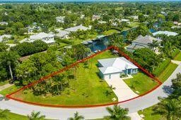 2070 NW PINE TREE Way, Stuart, FL 34994
