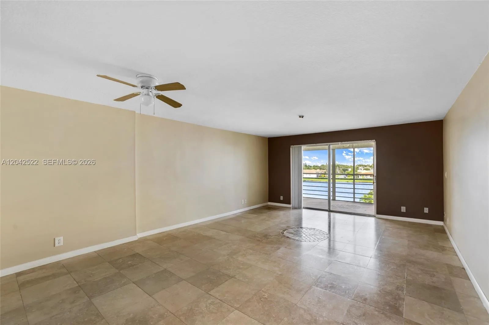 321 SE 3rd St # 408, Dania Beach, FL 33004