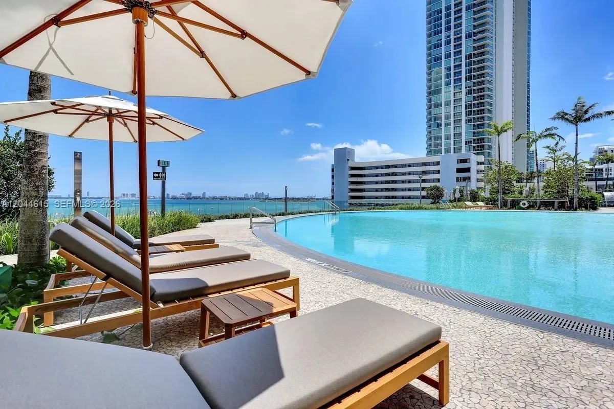650 NE 32nd St # 4805, Miami, FL 33137 photo 3