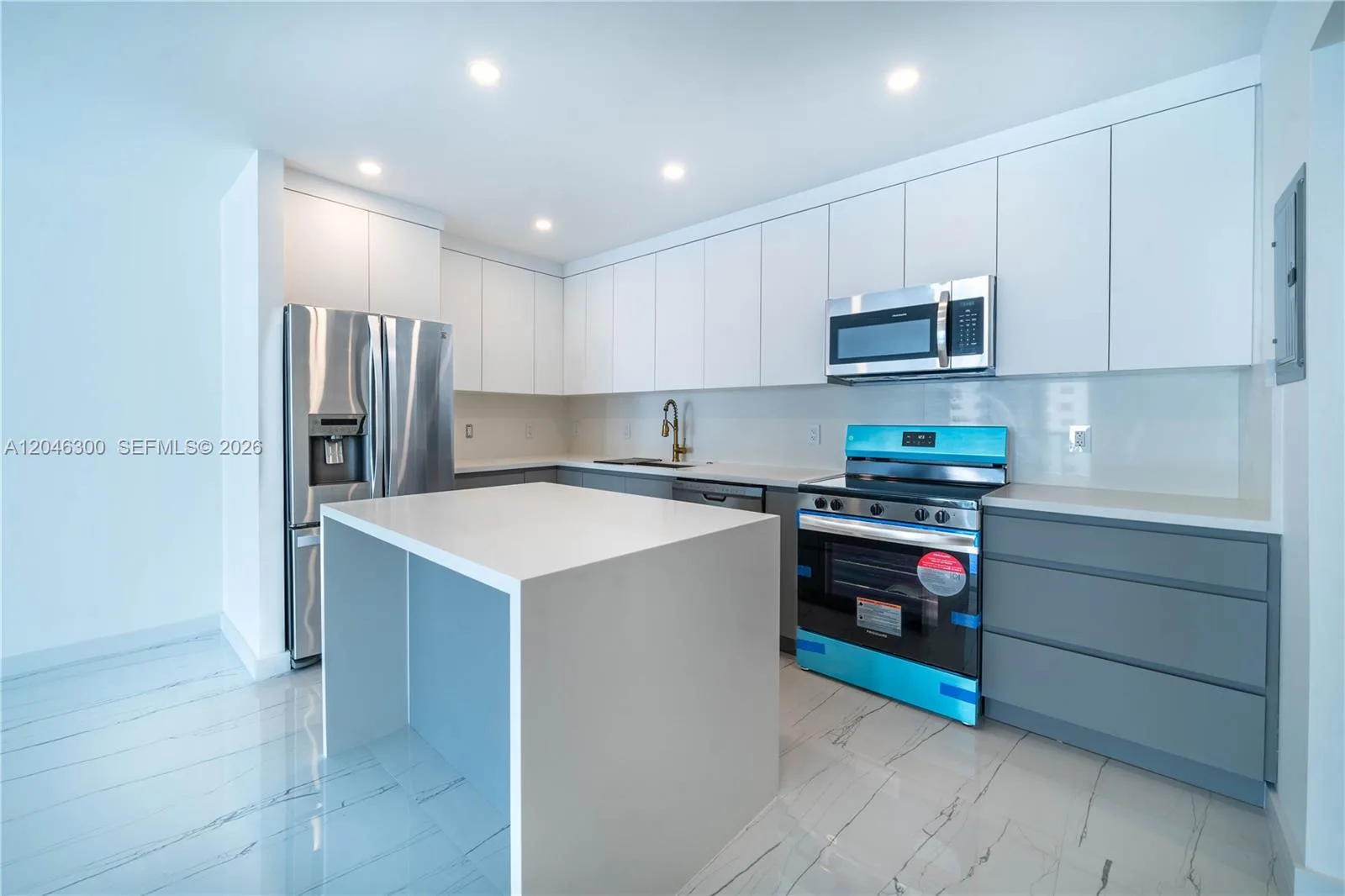 19380 Collins Ave # 1105, Sunny Isles Beach, FL 33160 photo 3