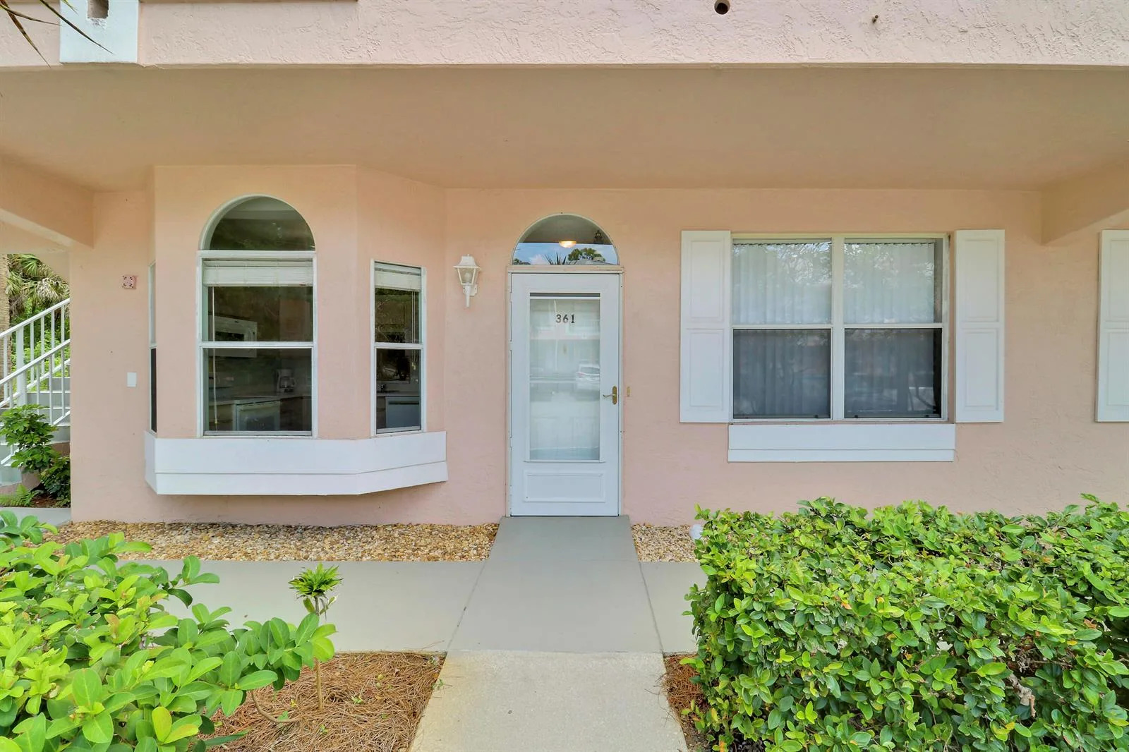 18081 SE Country Club Drive # 37-361, Tequesta, FL 33469