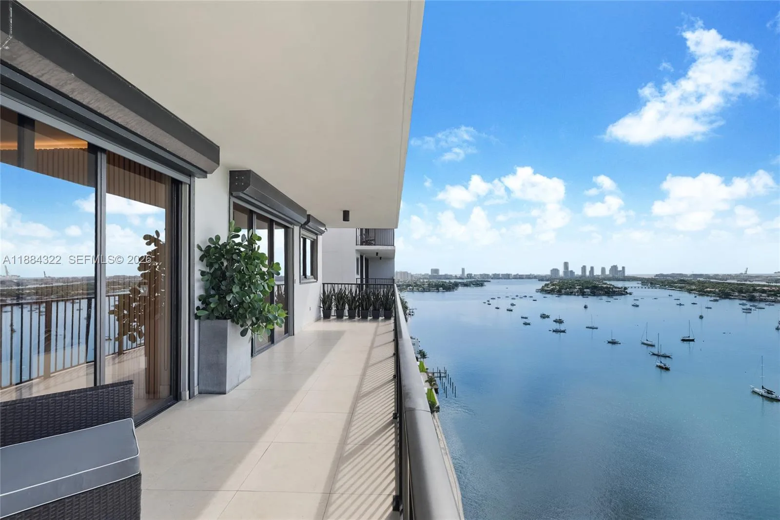 1000 Venetian Way # 1902, Miami, FL 33139