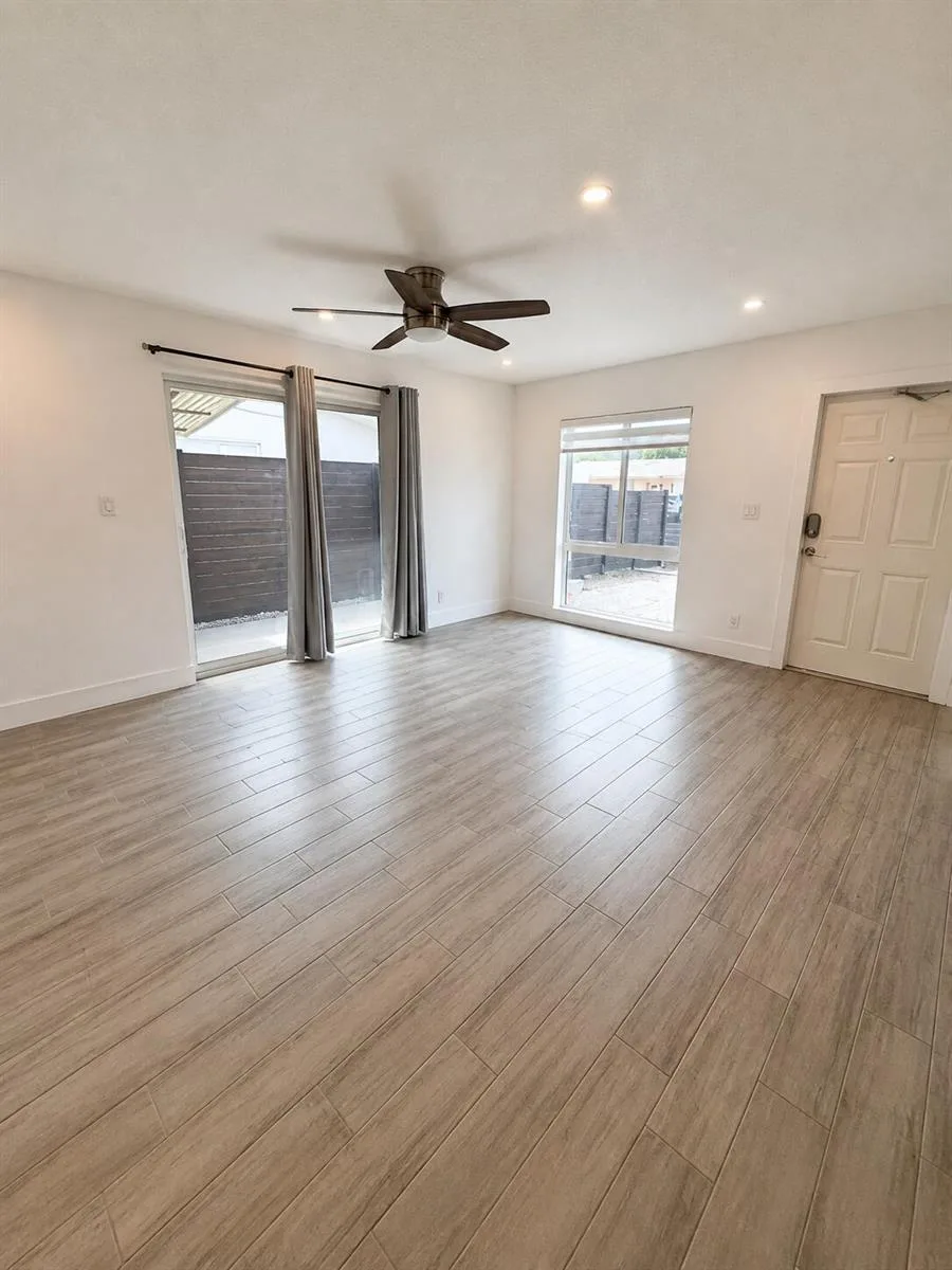134 NW 57th Street, Oakland Park, FL 33309 photo 4