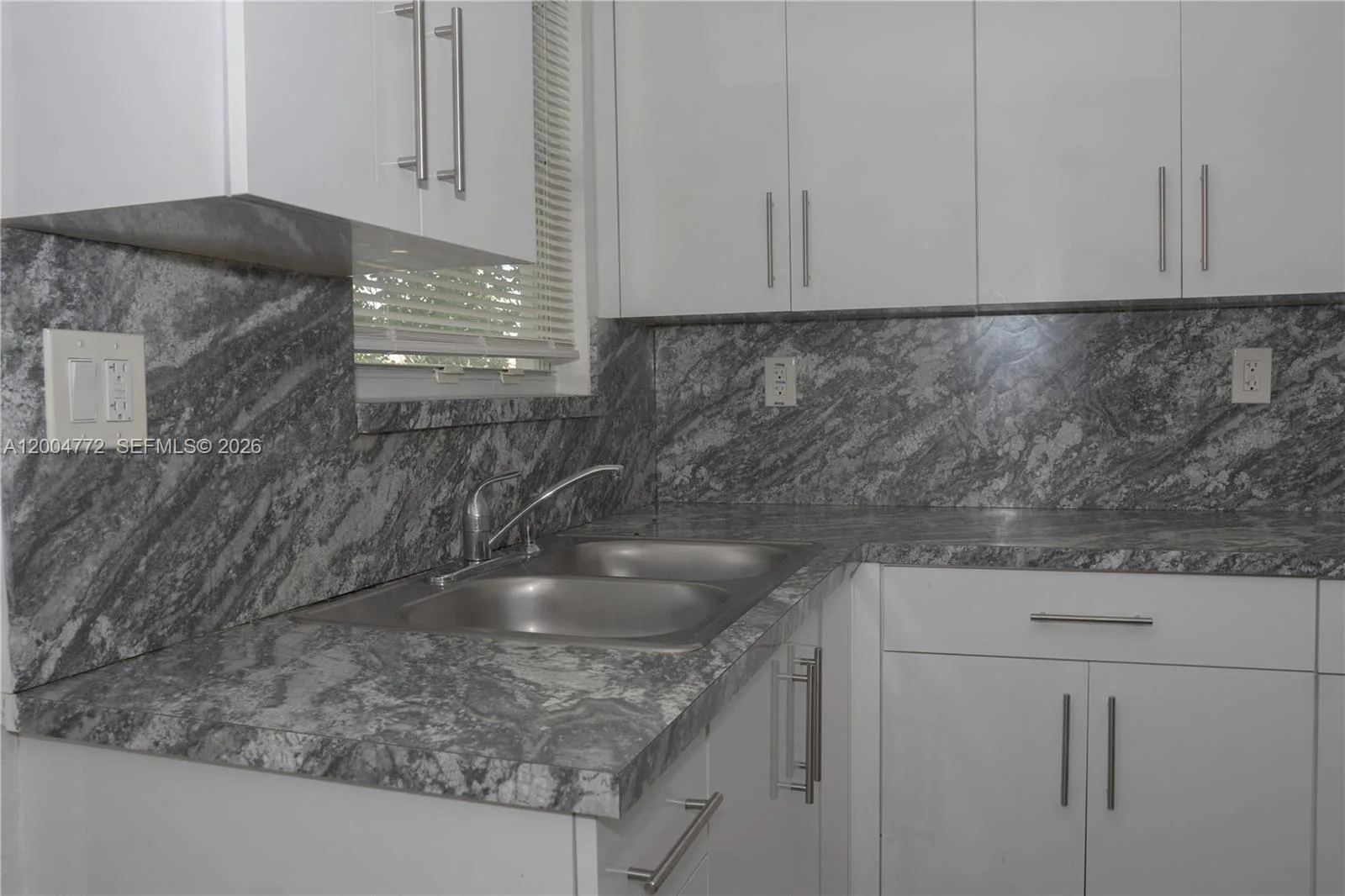 3376 NW 49th St, Miami, FL 33142 photo 10