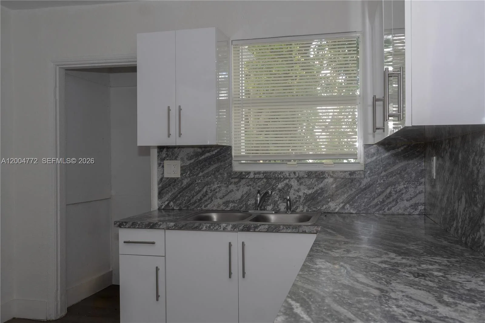 3376 NW 49th St, Miami, FL 33142 photo 12