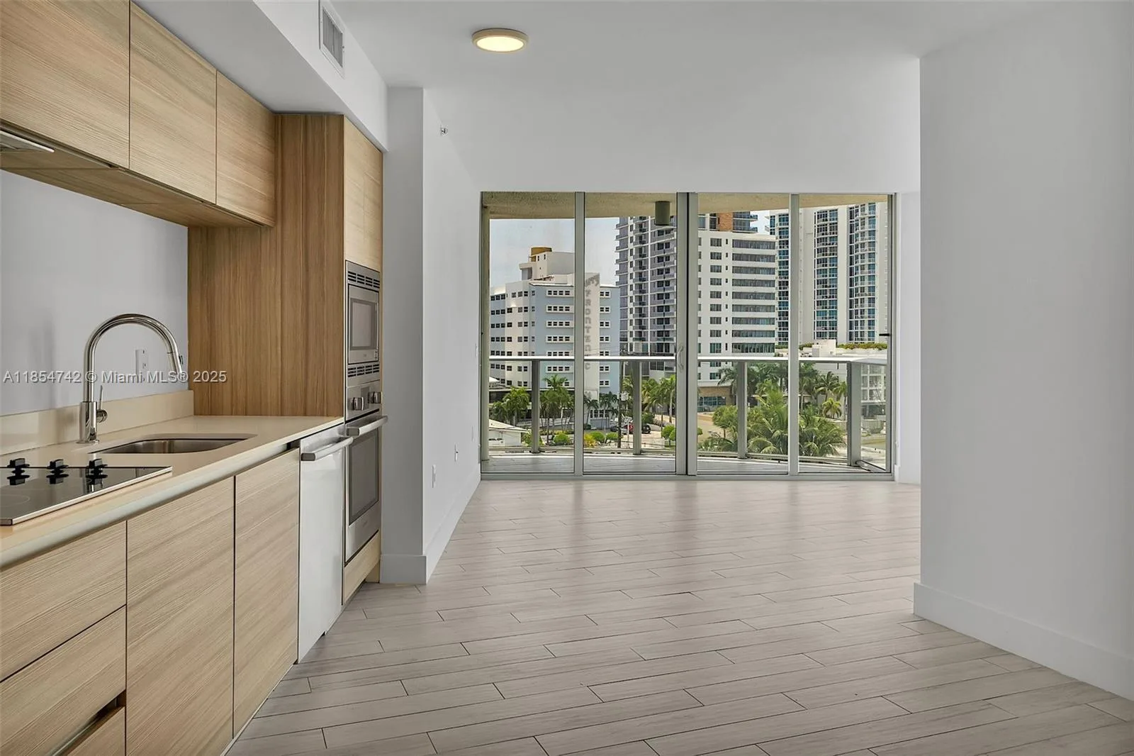 6620 Indian Creek Dr # 704, Miami Beach, FL 33141