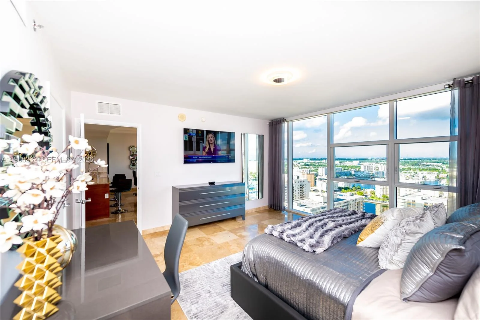 1830 S Ocean Dr # 2907, Hallandale Beach, FL 33009