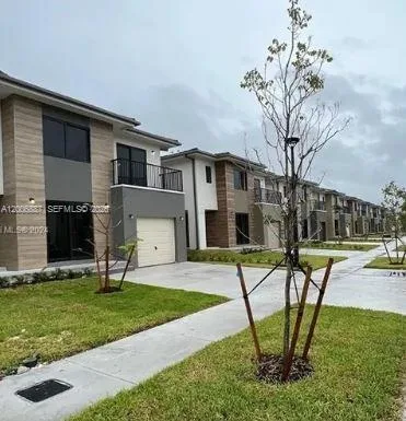1167 NW 2nd St, Florida City, FL 33034 photo 3