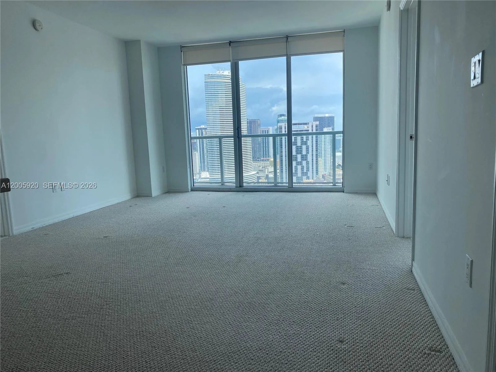 55 SE 6th St # 3905, Miami, FL 33131 photo 4