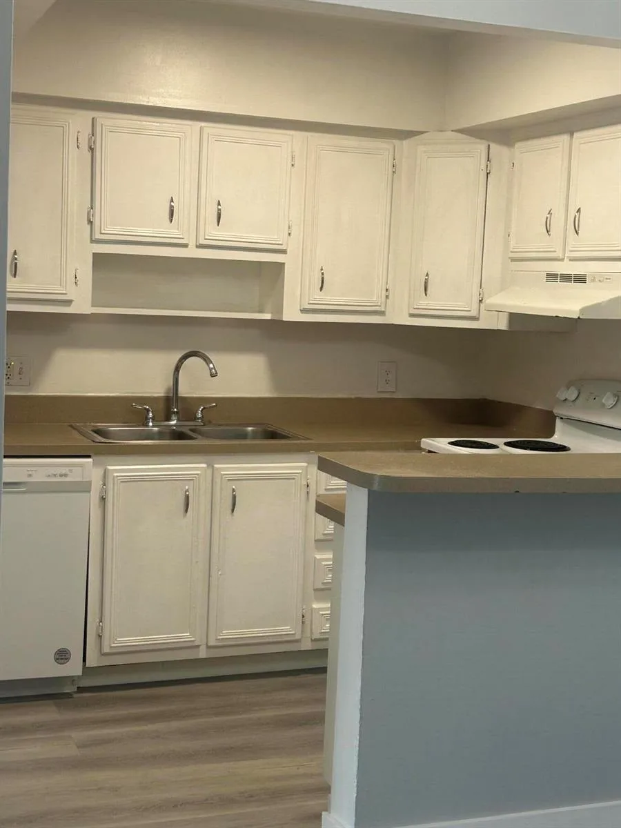 3220 NW 84TH Avenue # F635, Sunrise, FL 33351 photo 2