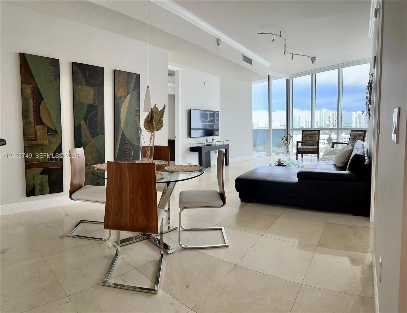 18101 Collins Ave # 1108, Sunny Isles Beach, FL 33160