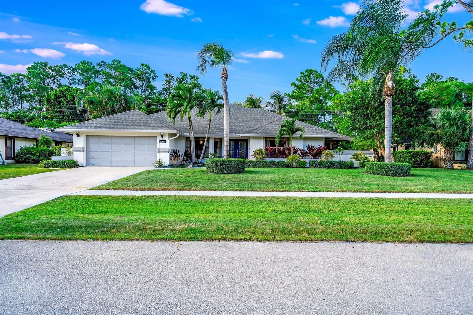 13659 Ishnala Circle, Wellington, FL 33414
