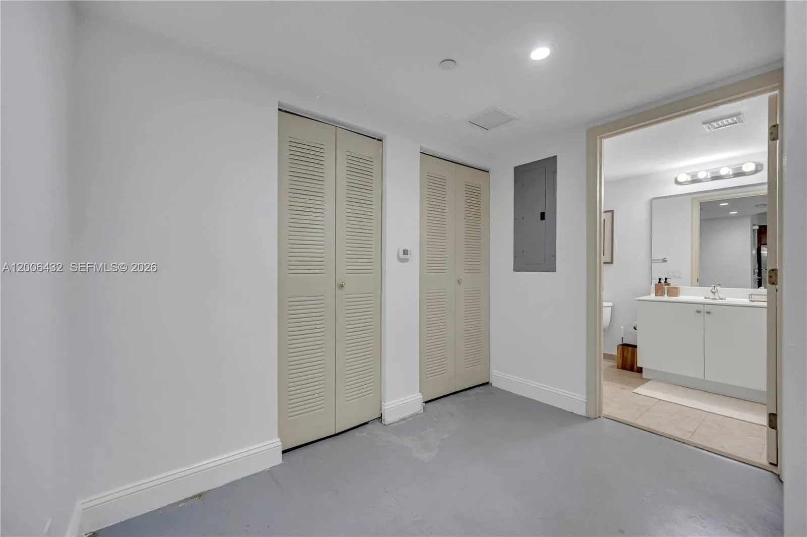 111 E Flagler St # 506, Miami, FL 33131 photo 8