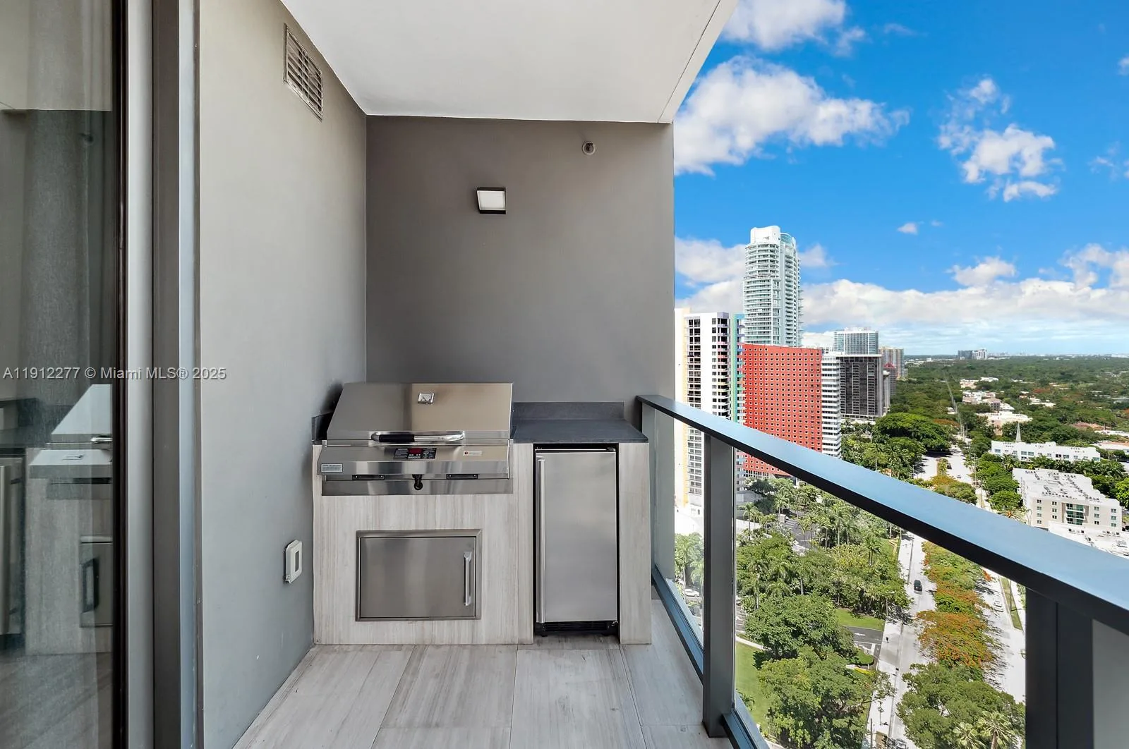 1451 Brickell Ave # 2405, Miami, FL 33131 photo 13