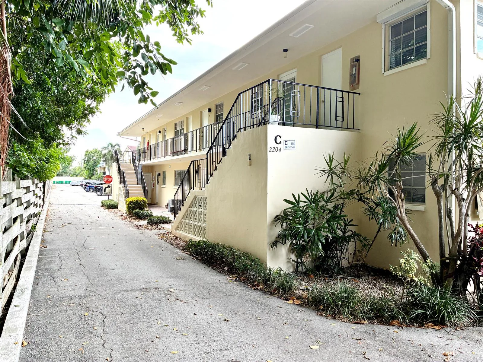 2204 NE 36th Street # 26, Lighthouse Point, FL 33064 photo 2