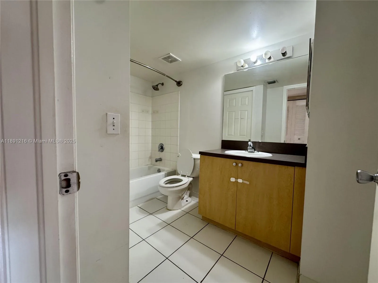 2801 NE 185th St # 705, Aventura, FL 33180 photo 10