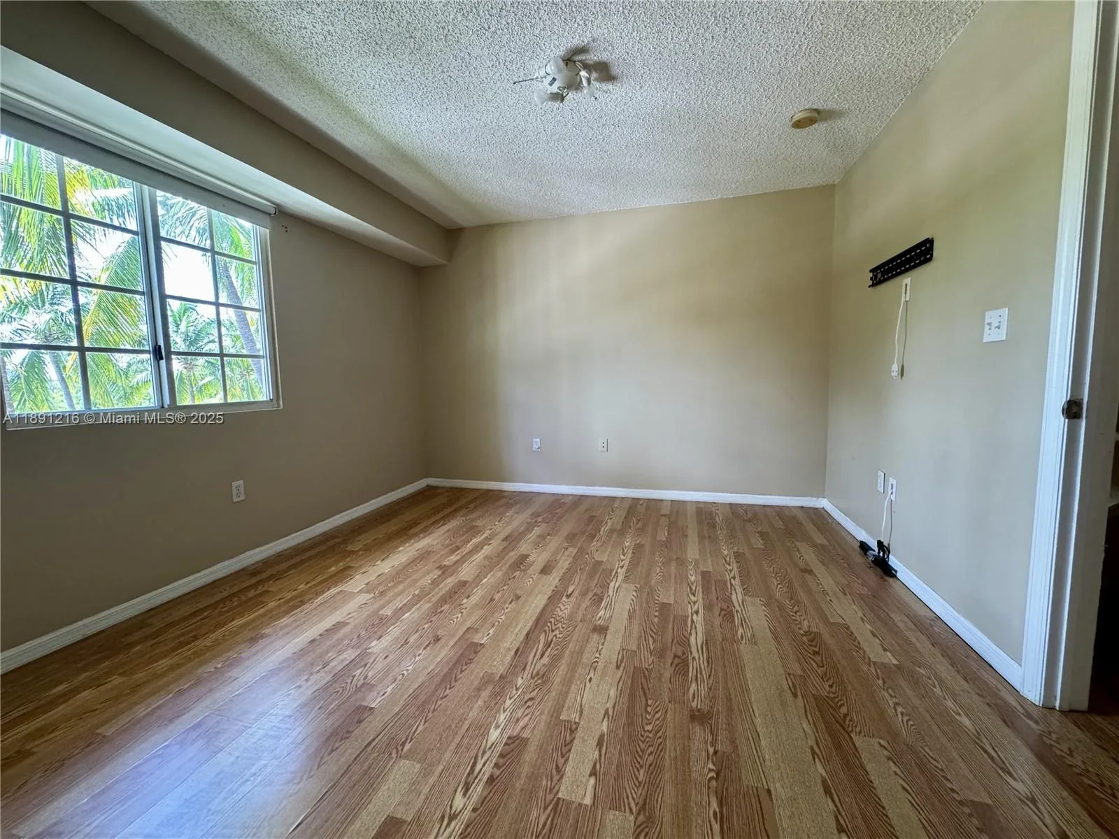 2801 NE 185th St # 705, Aventura, FL 33180 photo 8