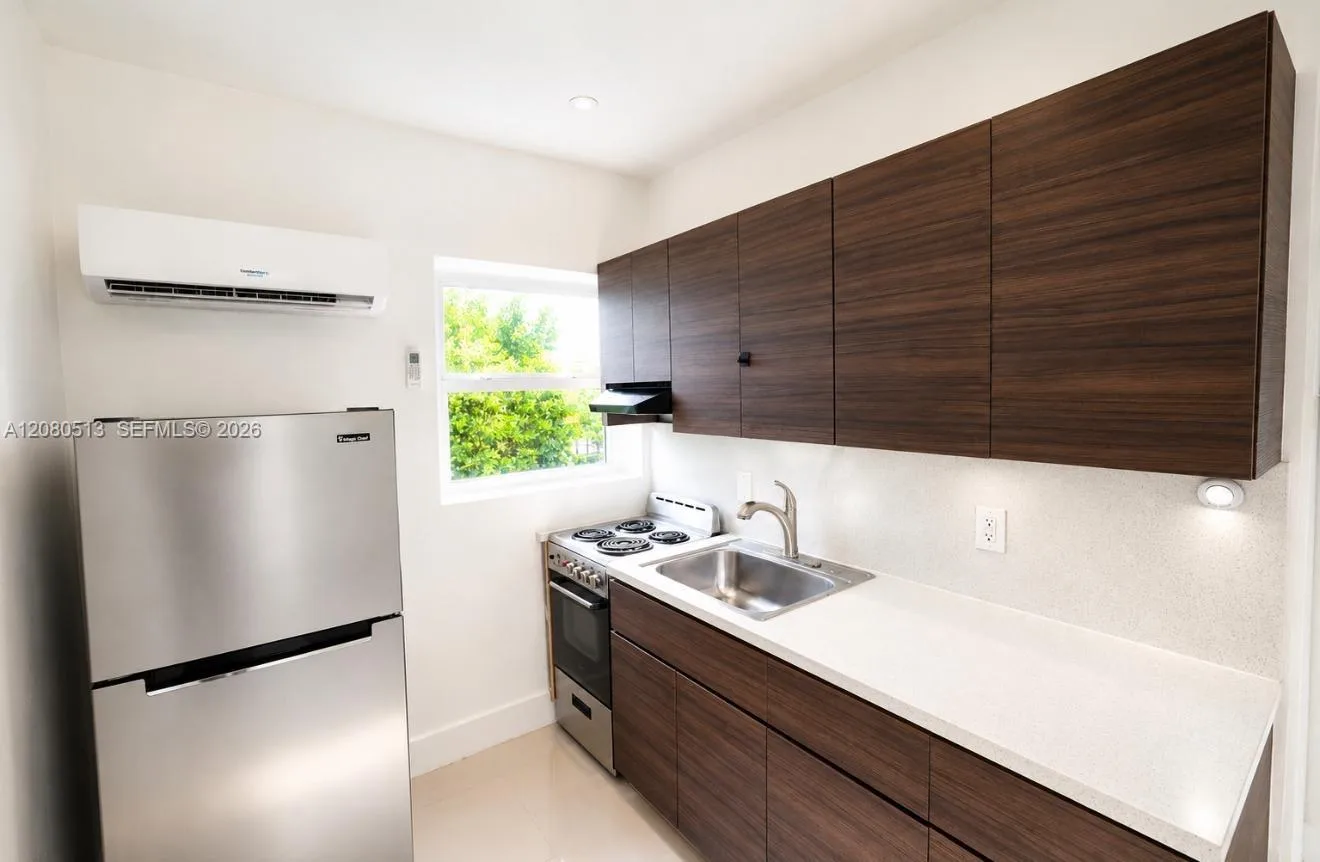 551 NE 61st St # 3, Miami, FL 33137