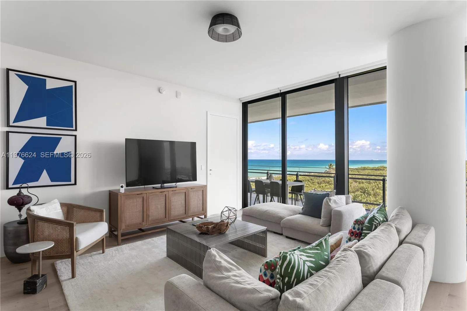 8701 Collins Ave # 604, Miami Beach, FL 33154 photo 3