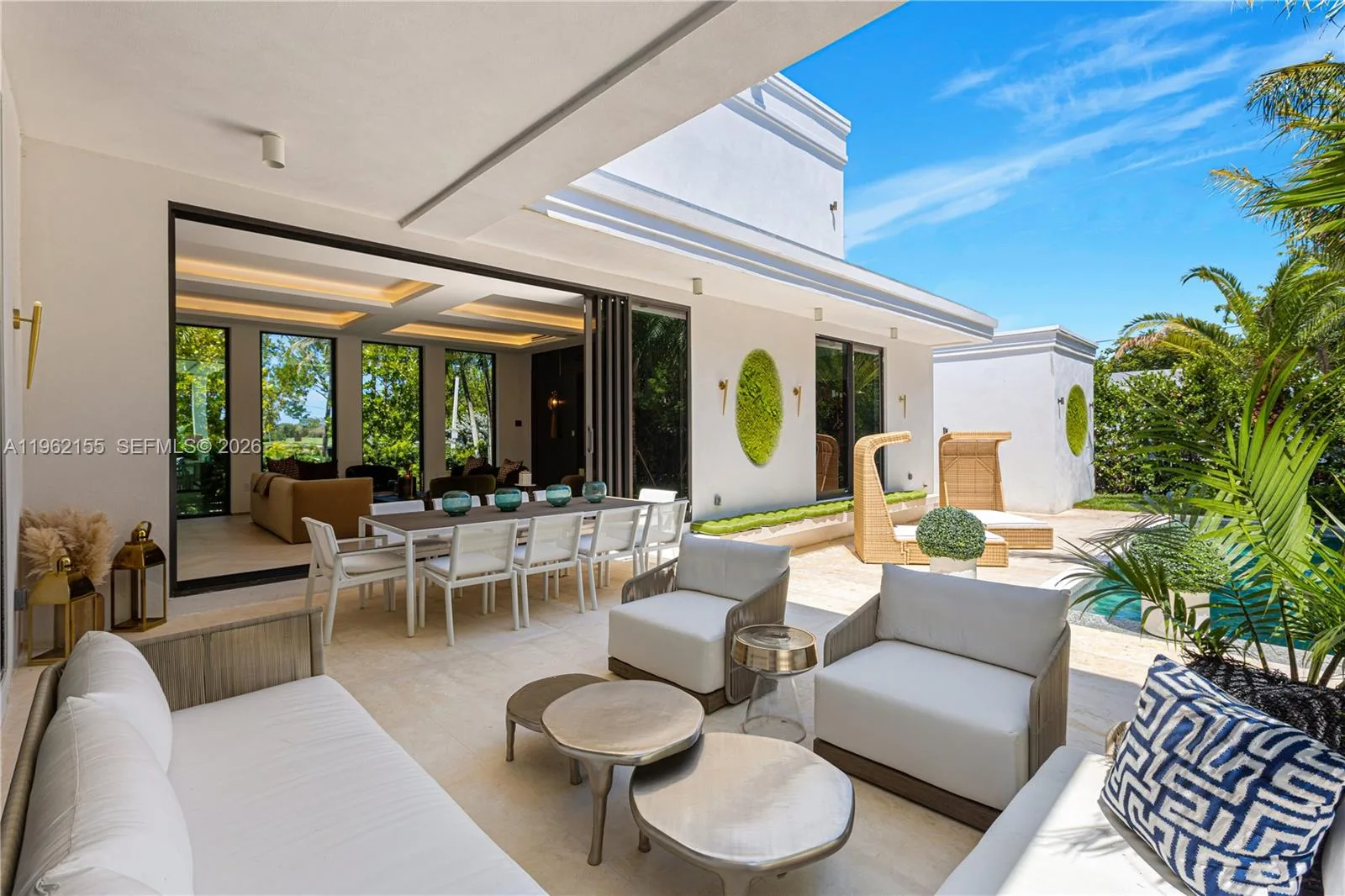 2499 N Meridian Ave, Miami Beach, FL 33140 photo 10