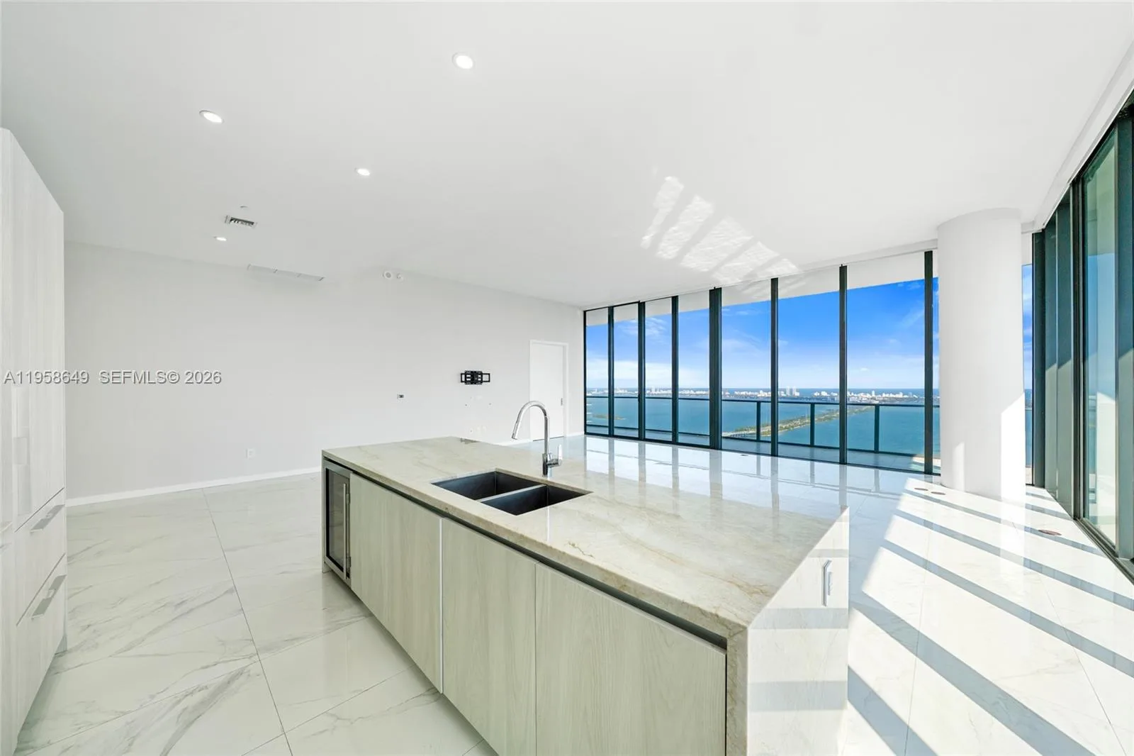 480 NE 31st St # PH5101, Miami, FL 33137 photo 11