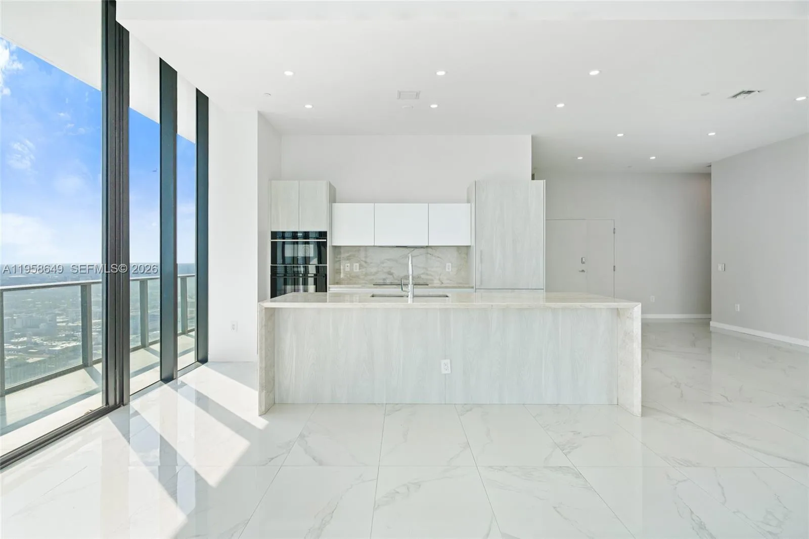 480 NE 31st St # PH5101, Miami, FL 33137 photo 8