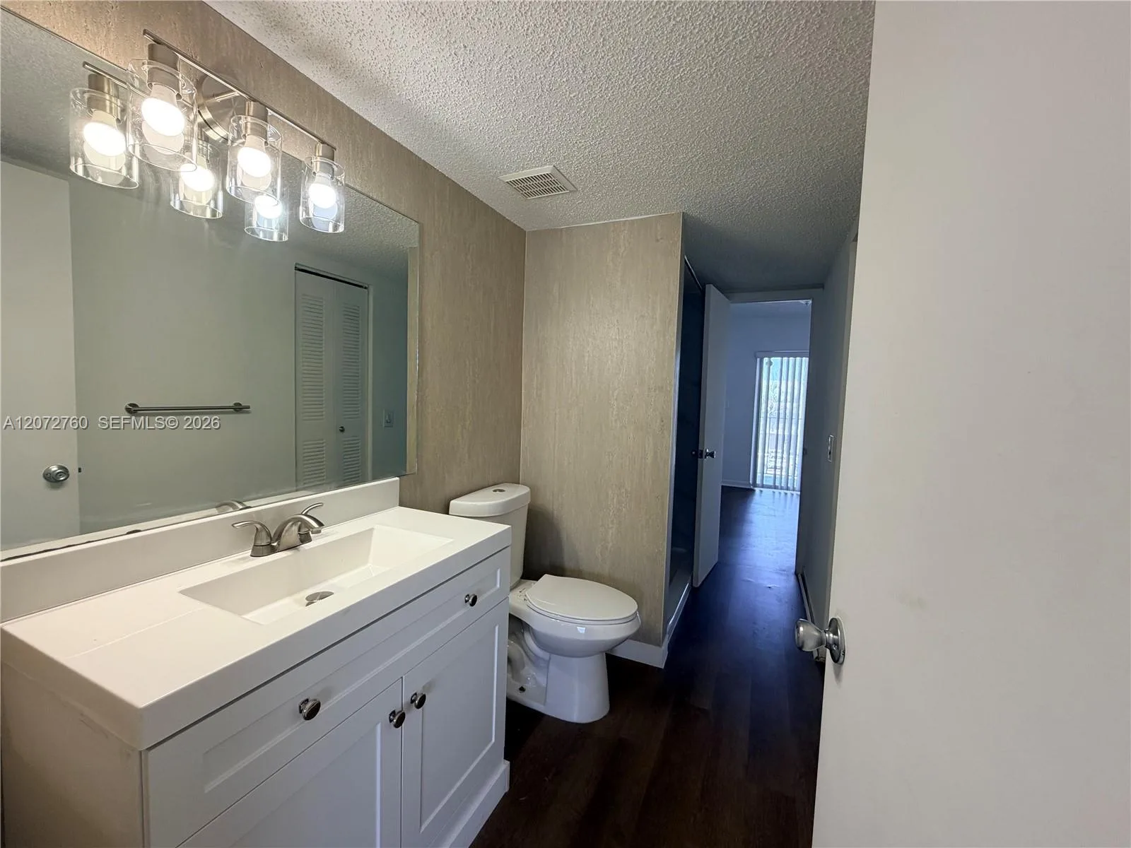 2710 W 76th St # 206, Hialeah, FL 33016 photo 10