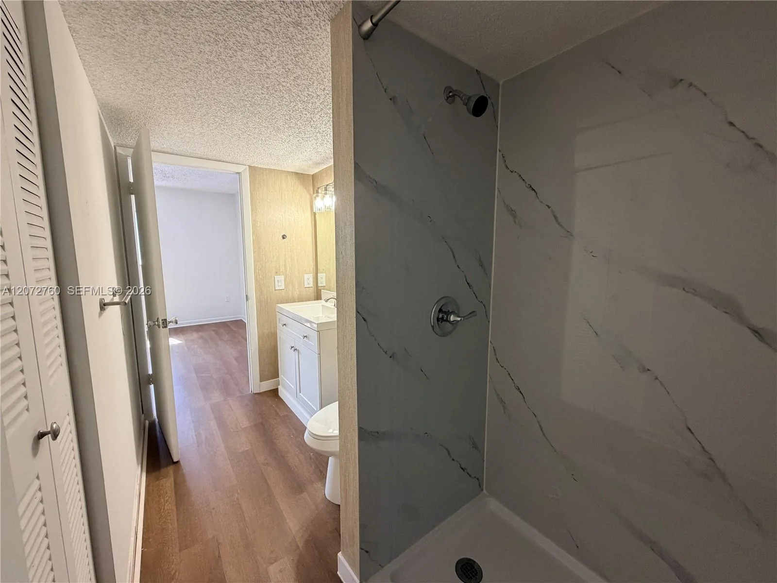 2710 W 76th St # 206, Hialeah, FL 33016 photo 11