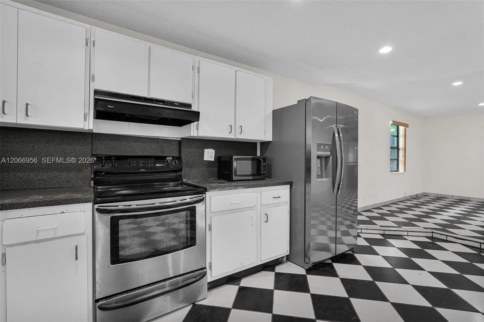 81 NW 41st St # 2, Miami, FL 33127 photo 6