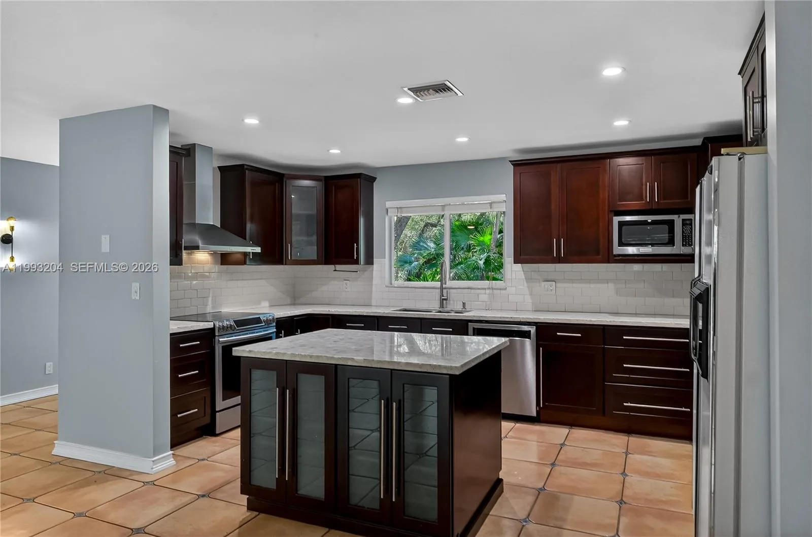6767 SW 154th St, Palmetto Bay, FL 33157 photo 11
