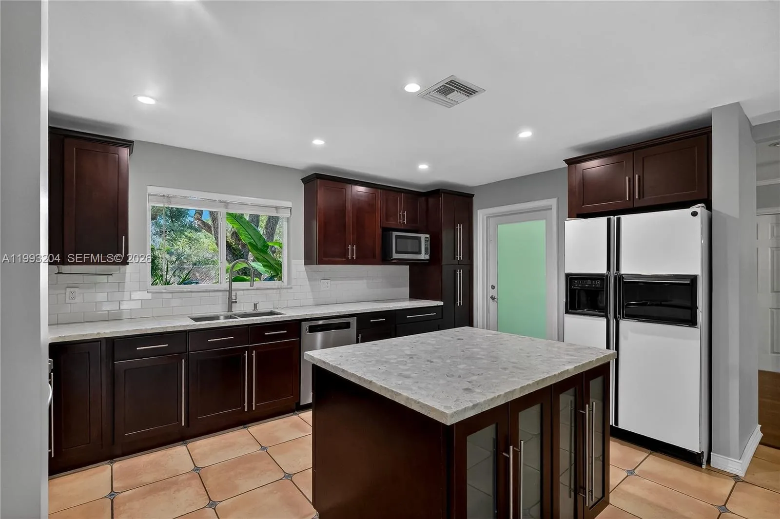 6767 SW 154th St, Palmetto Bay, FL 33157 photo 12