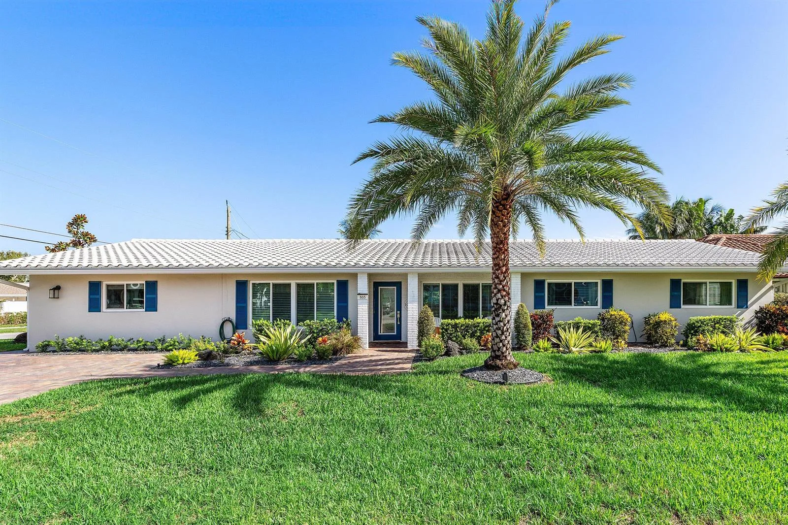 865 NE 5th Street, Deerfield Beach, FL 33441