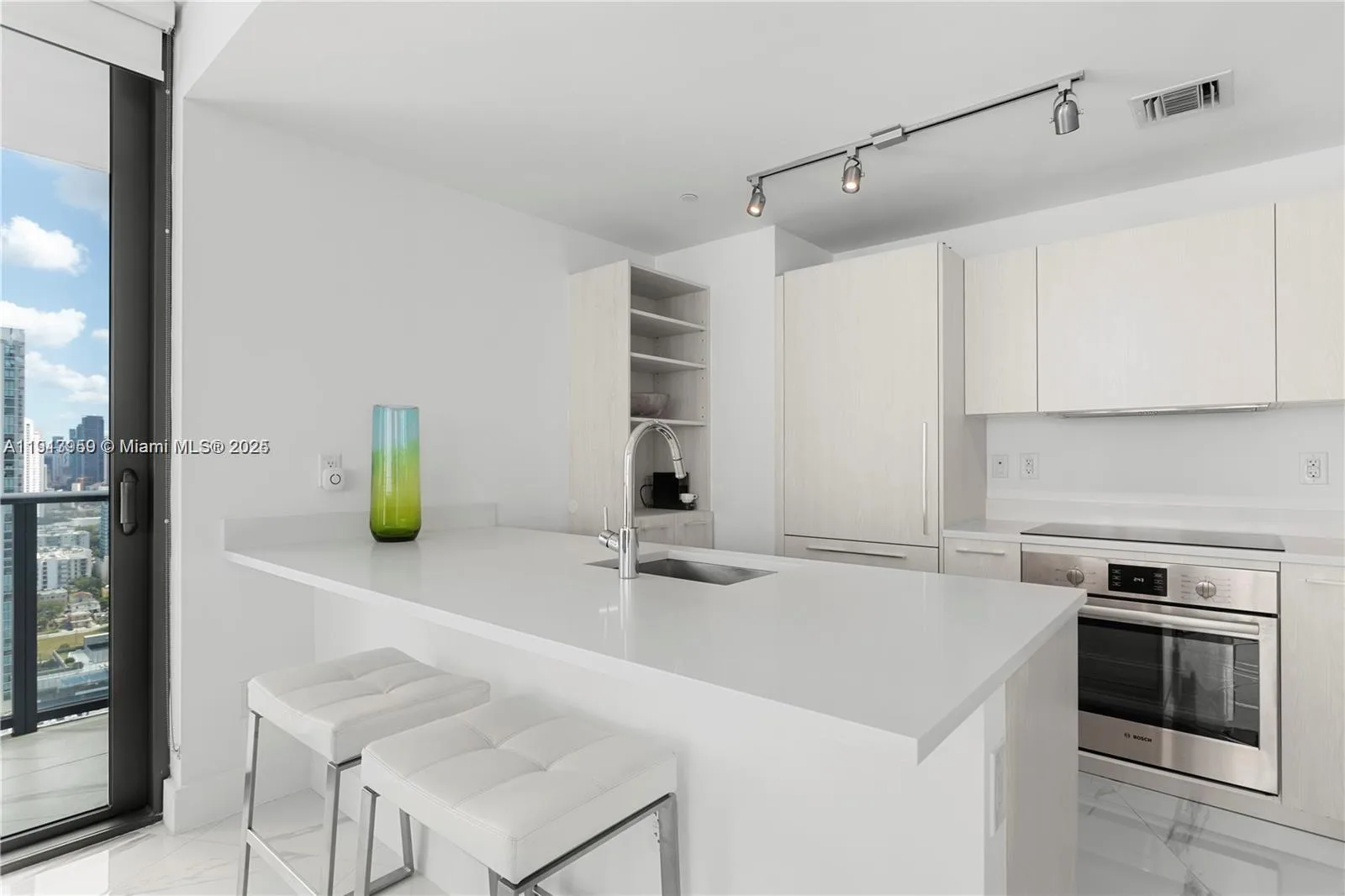 501 NE 31st St # 3006, Miami, FL 33137 photo 10